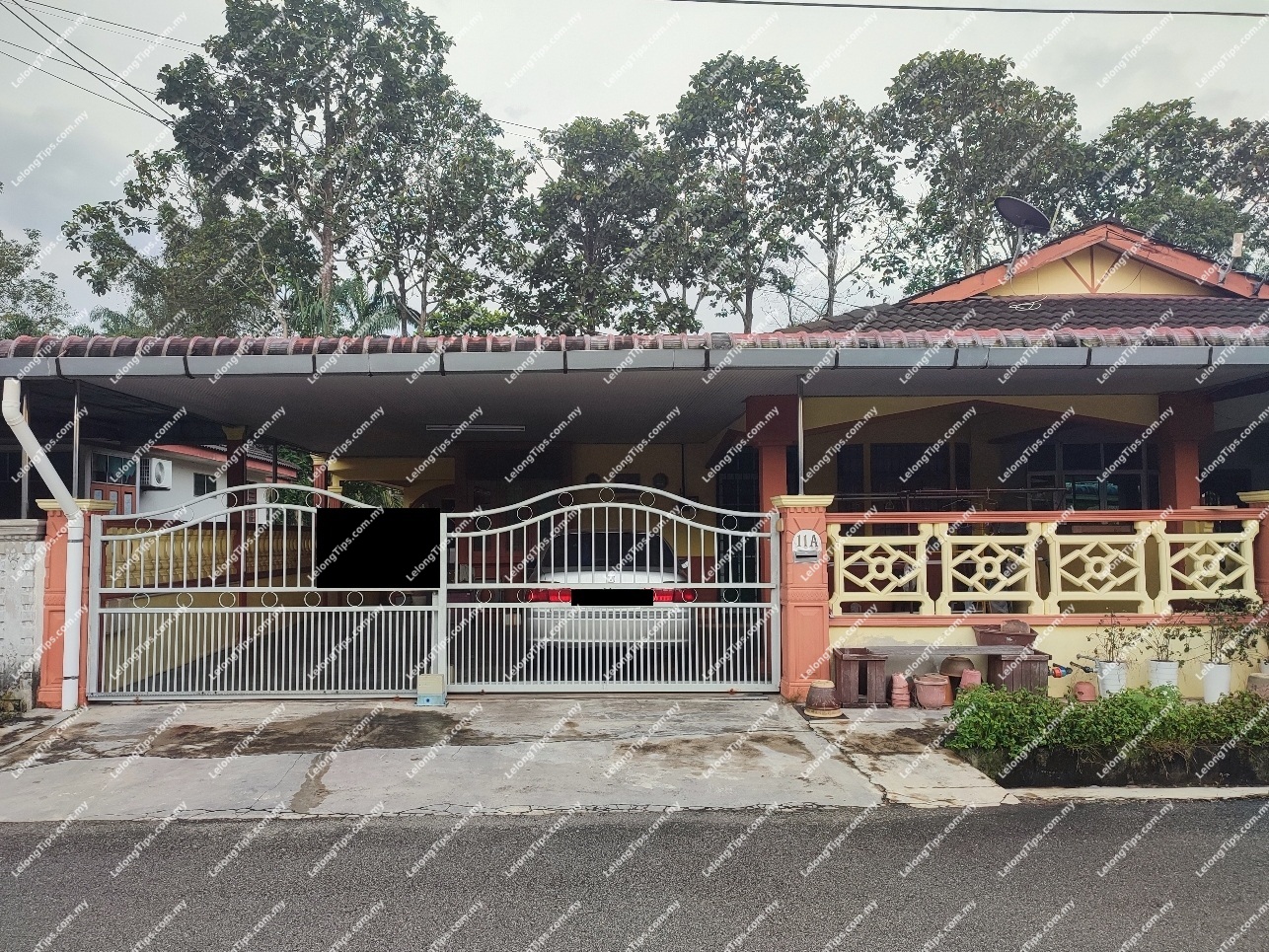 1 Storey Semi Detached House 