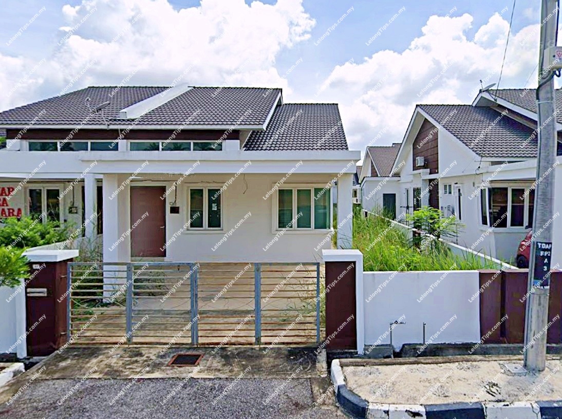 1 Storey Semi Detached House