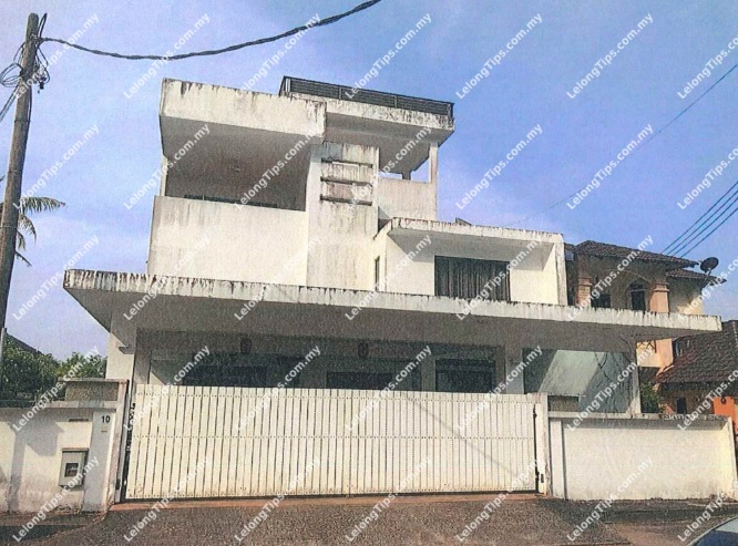 2.5 Storey Semi Detached House