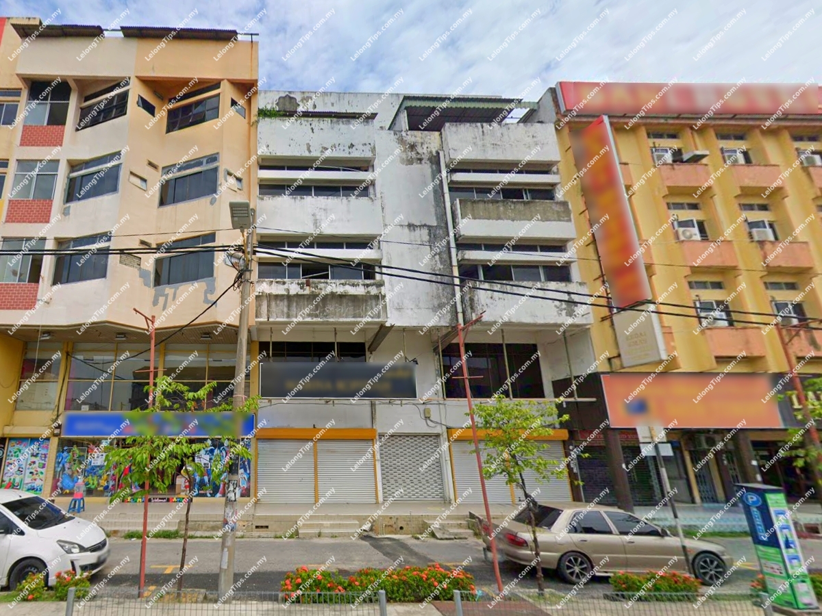 4.5 Storey Shop Office