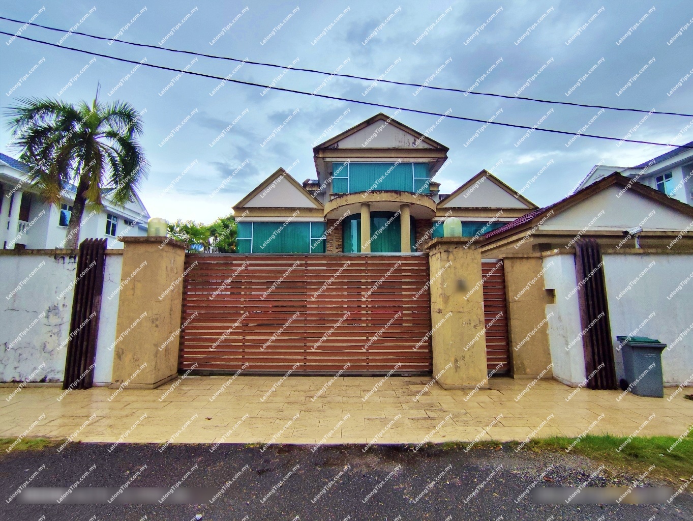 3 Storey Detached House