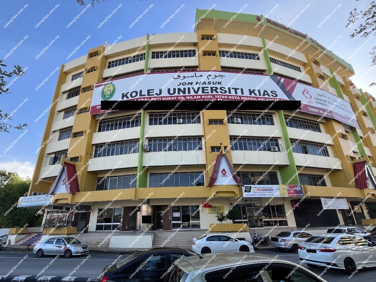 A Parcel of Ground and Mezzanine Floor of Kompleks Yakin