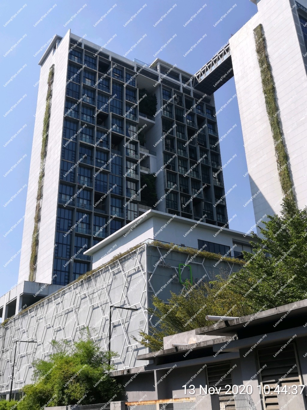 Retail Unit [4 min to USJ 21 LRT Station]