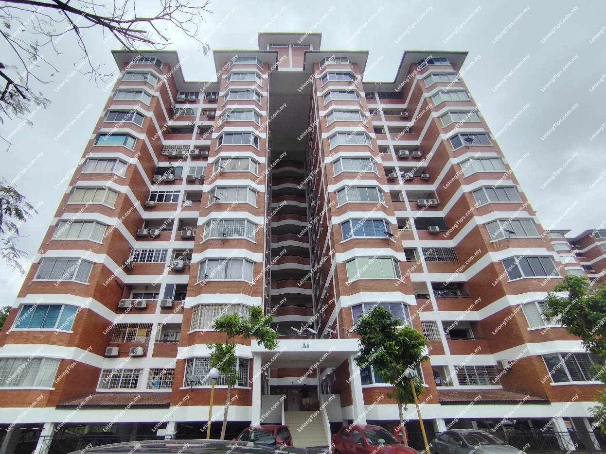 Green Acre Park Condominium