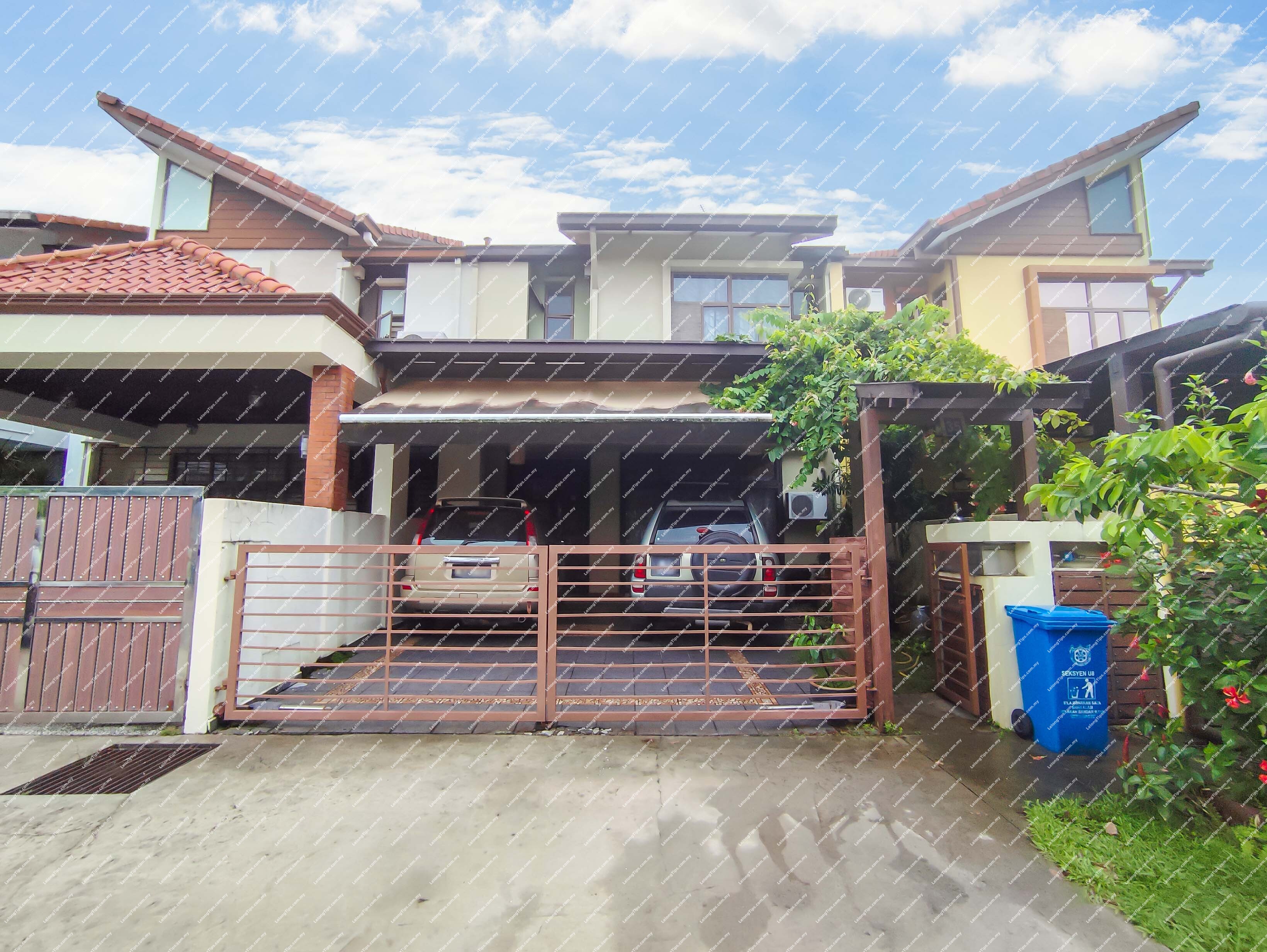 [Prestige Living in the Heart of Shah Alam] 2 Storey Superlink House [Next to Plaza Tol Shah Alam]