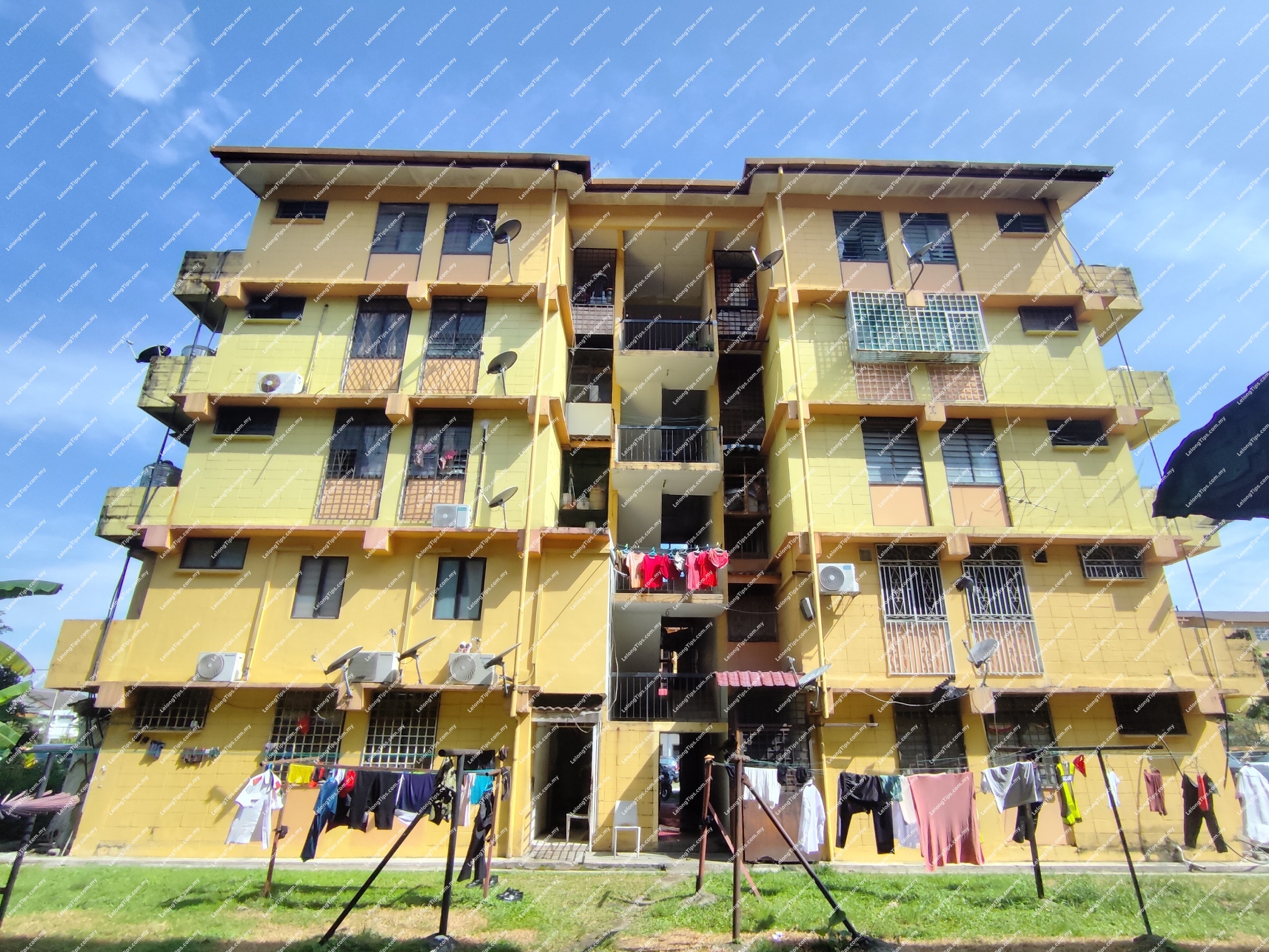 [Strategic location] Flat [Easy access via LDP, Federal Highway & New Pantai Expressway (NPE)]