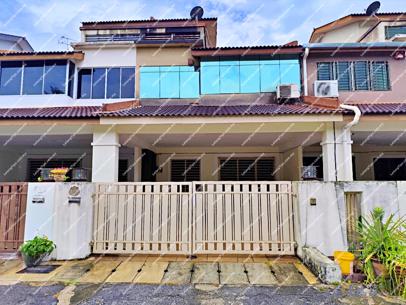 2 Storey Terrace House