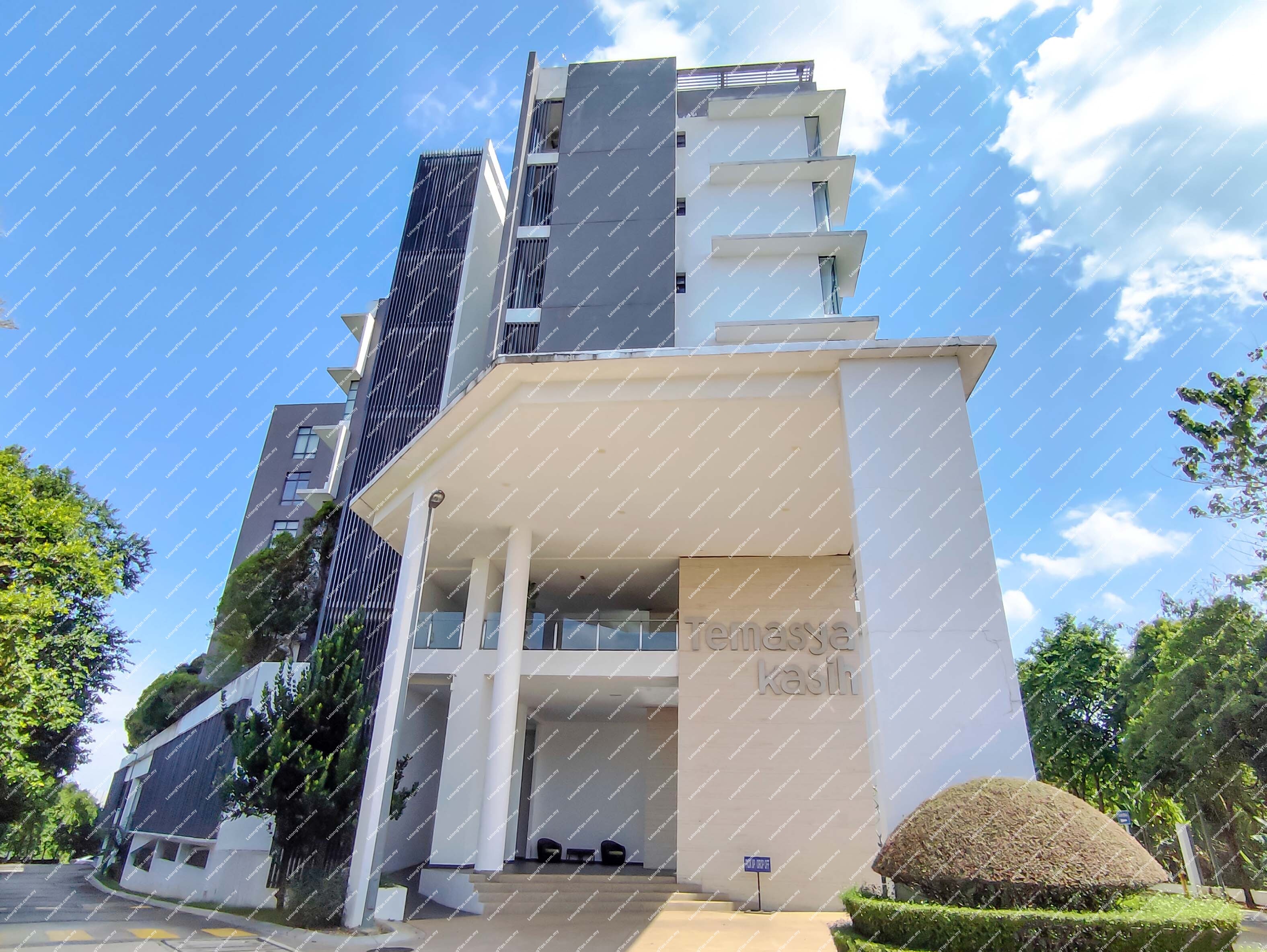 [Duplex unit] Condominium [10 min to AEON Big & Subang Parade]