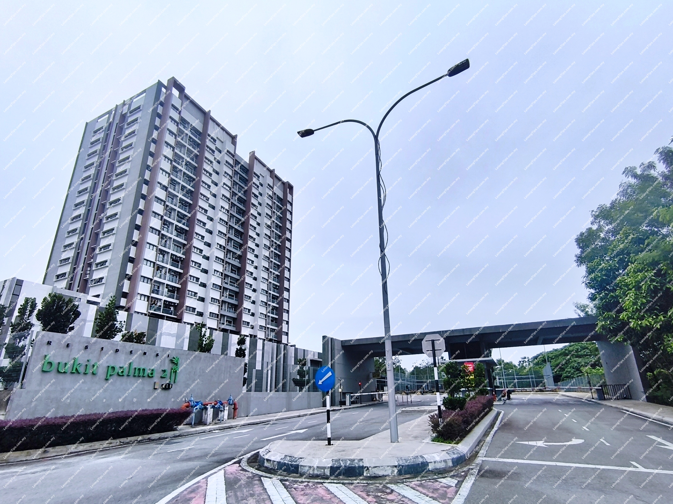 [Short drive to Kajang MRT/KTM Station] Condominium [Near AEON Cheras Selatan, Amerin Mall & BMC Mall Cheras]