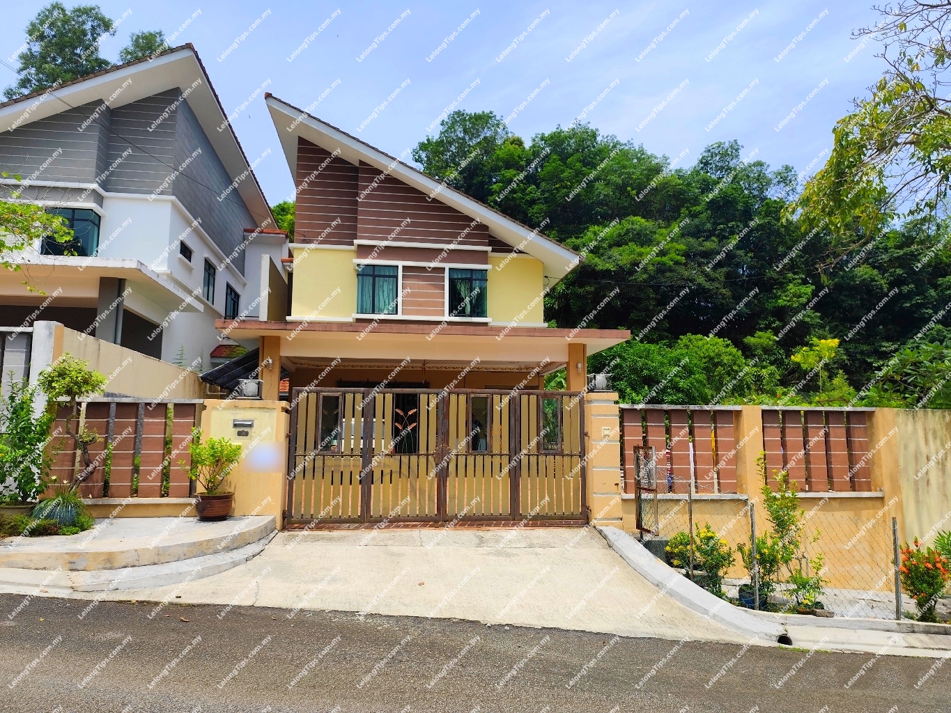 2 Storey Semi Detached House 