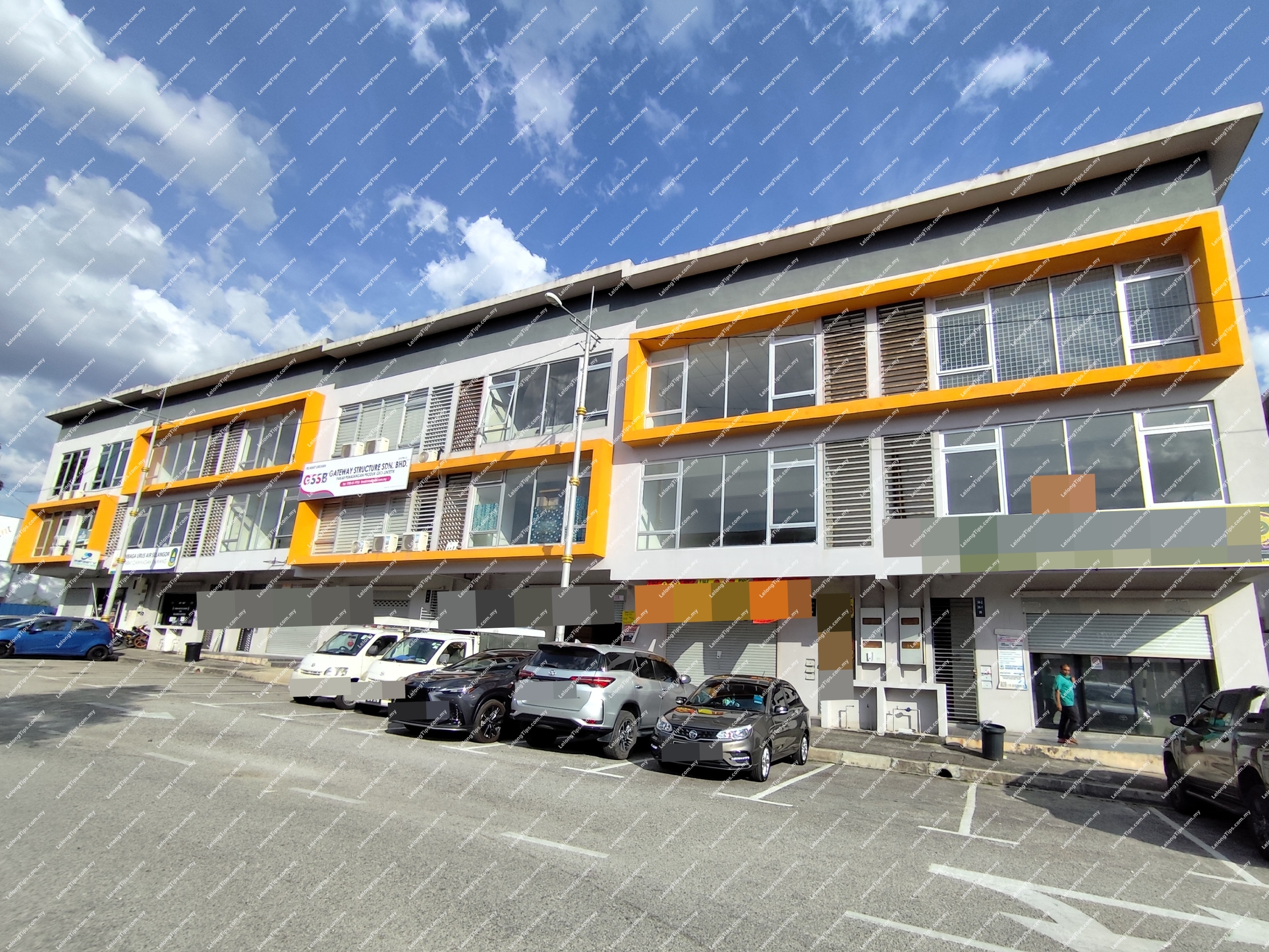3 Storey Shop Office