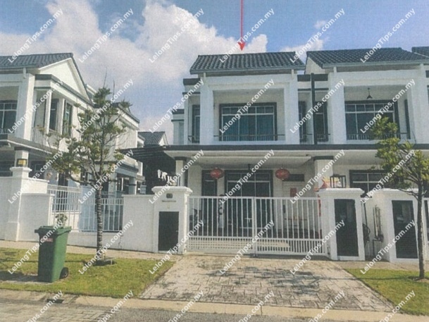 2 Storey Terrace House with Extra Land