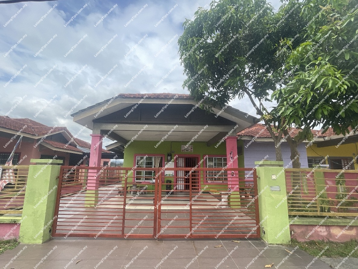 1 Storey Semi Detached House