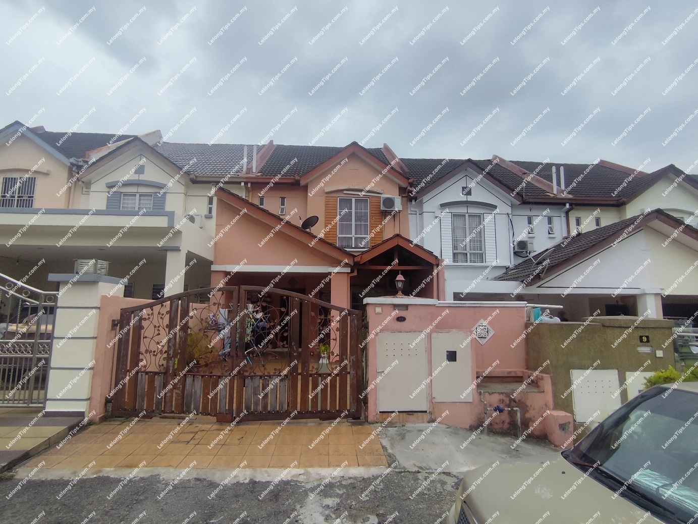 2 Storey Terrace House