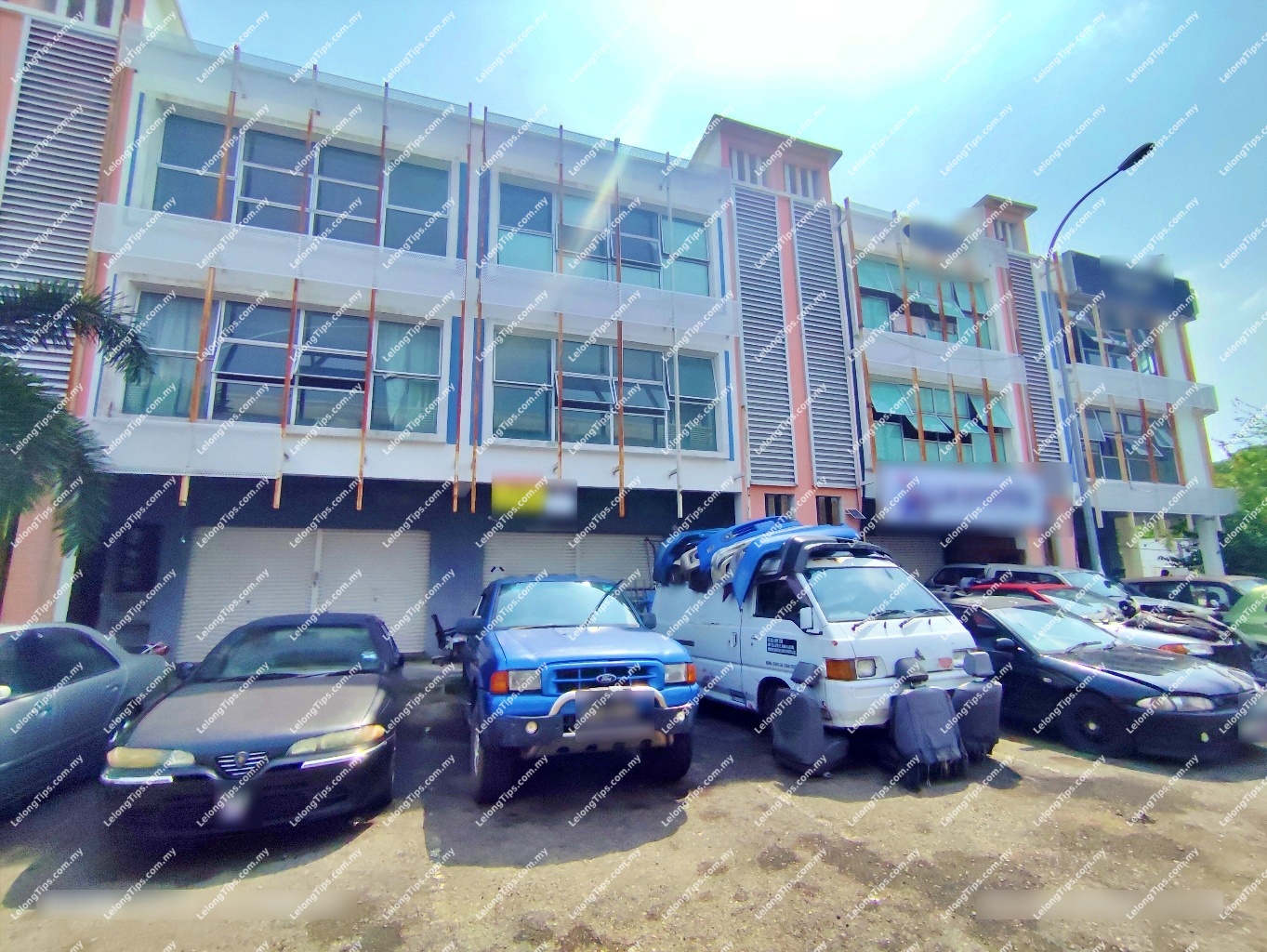 3 Storey Shop Office