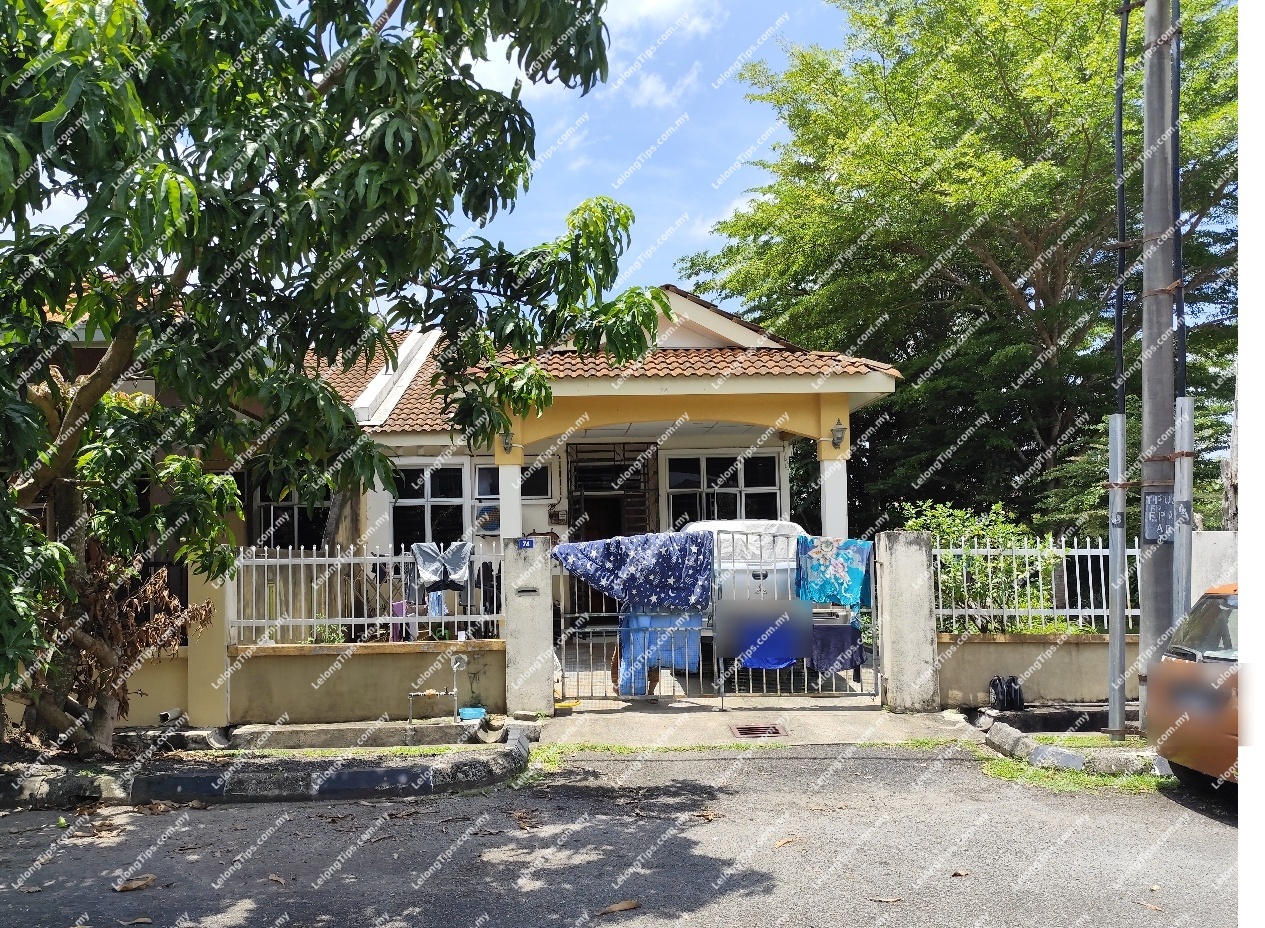 1 Storey Semi Detached House