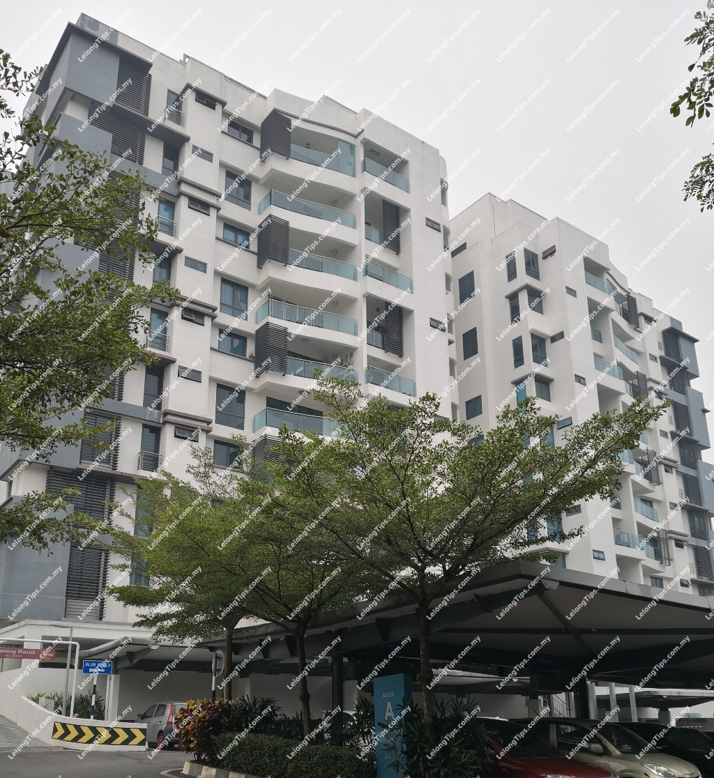 Duplex Condominium [4 min to DPULZE Shopping Centre]