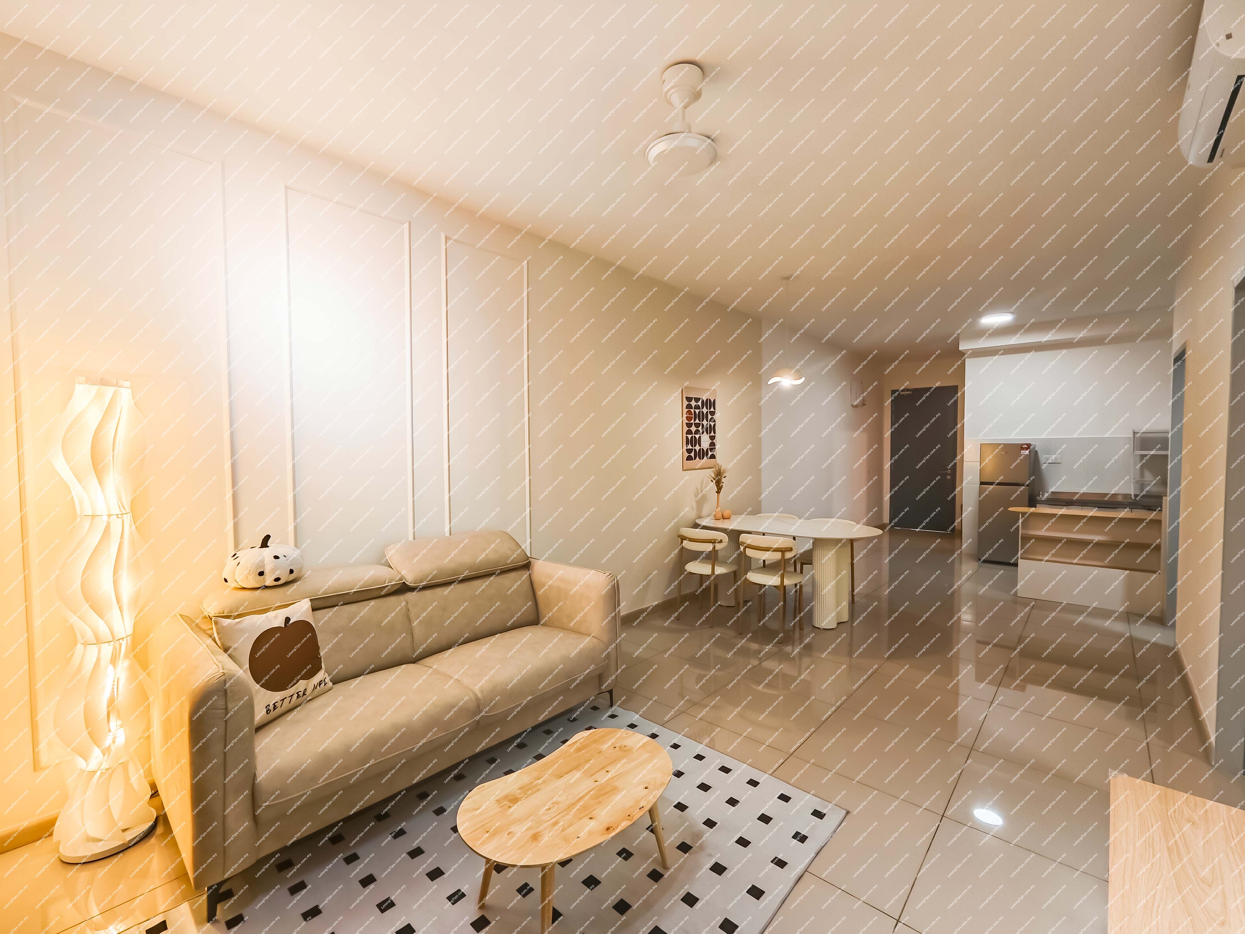 [Balcony unit with lake view] Service Apartment [4 min to Uptown Puchong Night Bazaar]