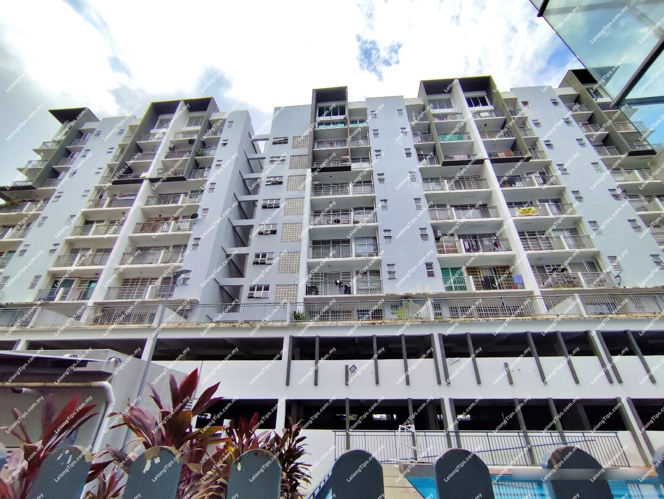 [Surrounded by a variety of shops and daily essentials] Condominium [6 min to UKM KTM Station]