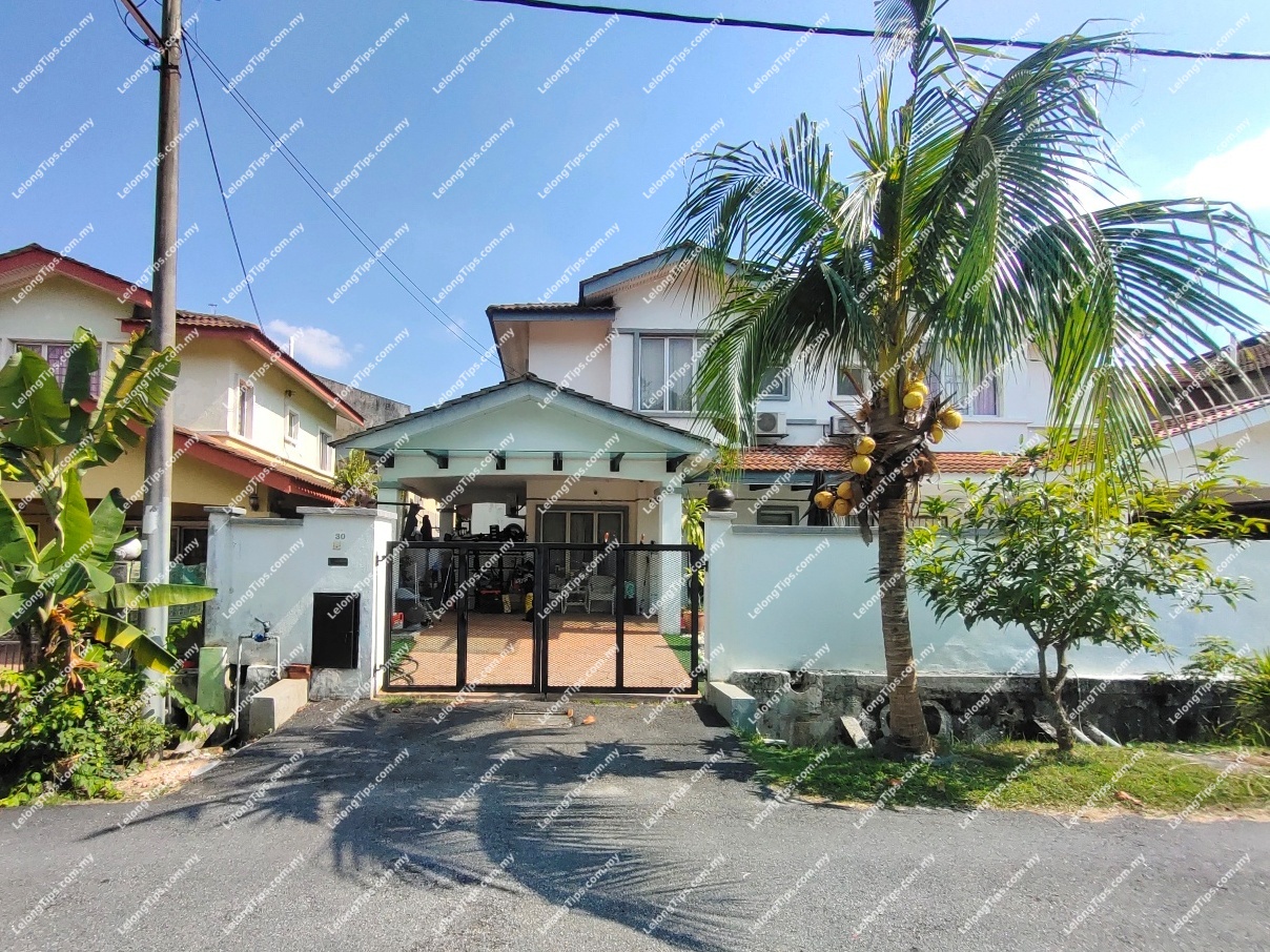 2 Storey Semi Detached House [4 min to SMK Bandar Tasik Puteri]