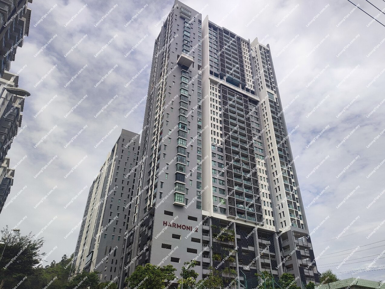 Condominium [Completed in 2019; 7 min to Segambut KTM Station]