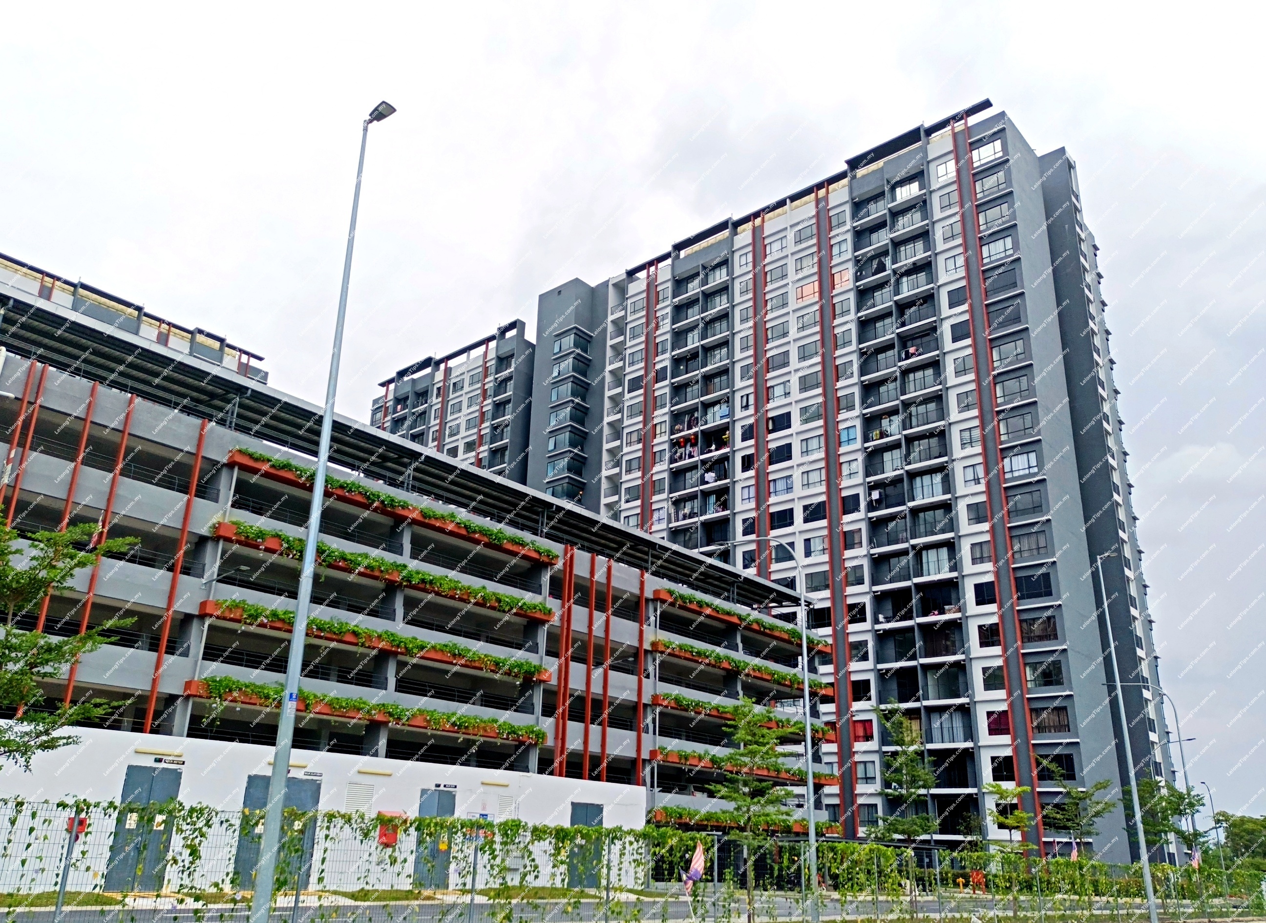 [Next to Alam Perdana Industrial Park] Apartment [Close to Putrajaya Sentral, Econsave Putra Perdana & Pasaraya CS Grocer Taman Putra Perdana}