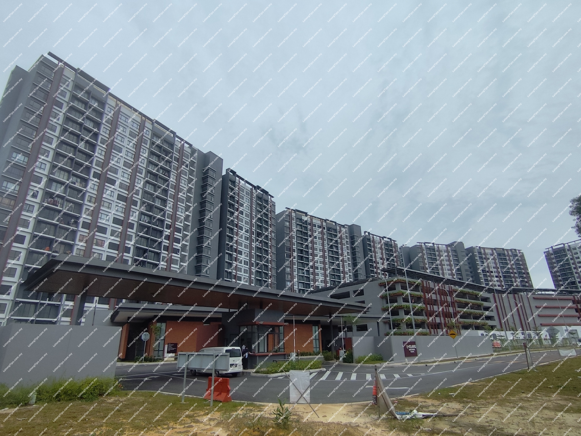 [Next to Alam Perdana Industrial Park] Apartment [ 10 km to Putrajaya Sentral]