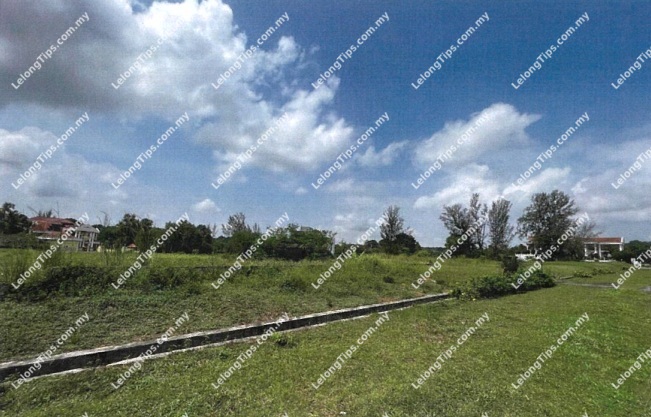 Vacant Detached Housing Lot