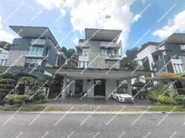 3 Storey Bungalow House