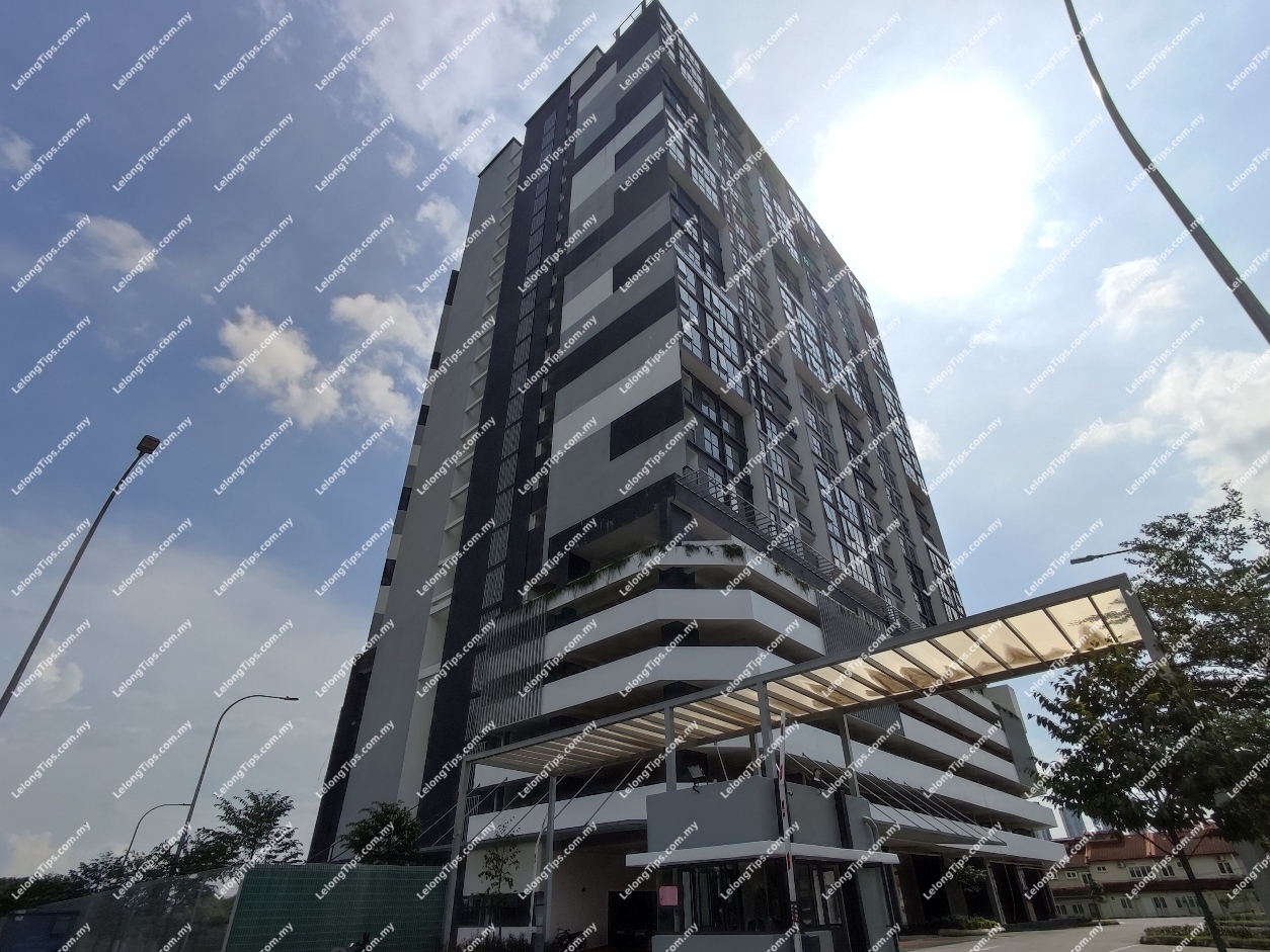 Condominium [Completed in 2018; 10 min to The Mines Shopping Mall; Easy Access via SILK Highway]