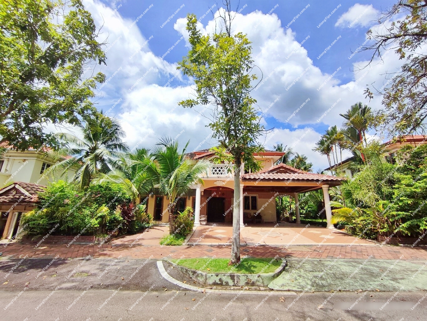 2 Storey Detached House