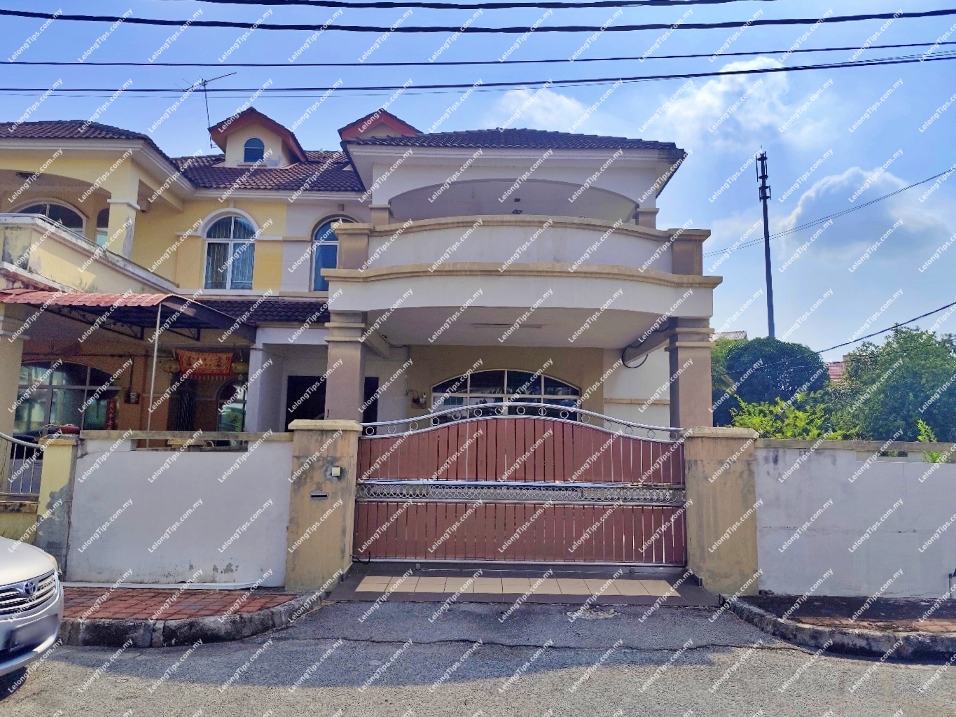 2 Storey Semi Detached House
