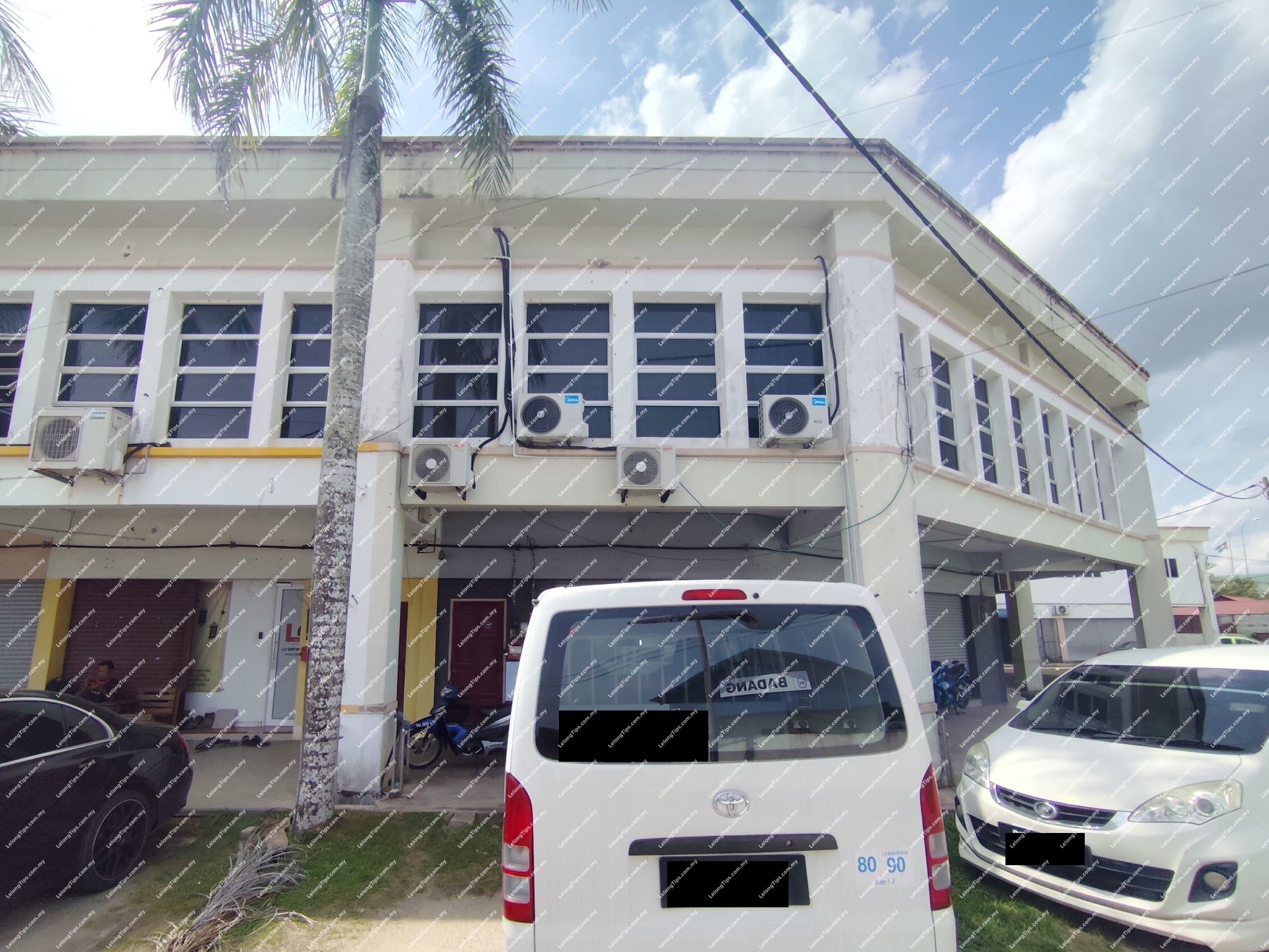 2 Storey Shop Office