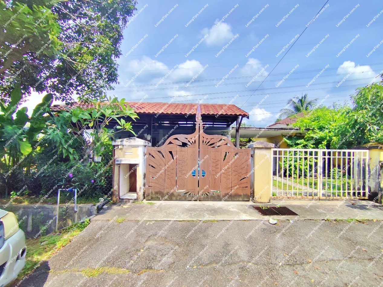 1 Storey Semi Detached House