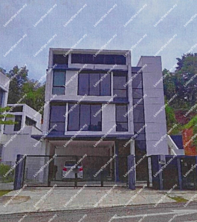 2.5 Storey Detached House