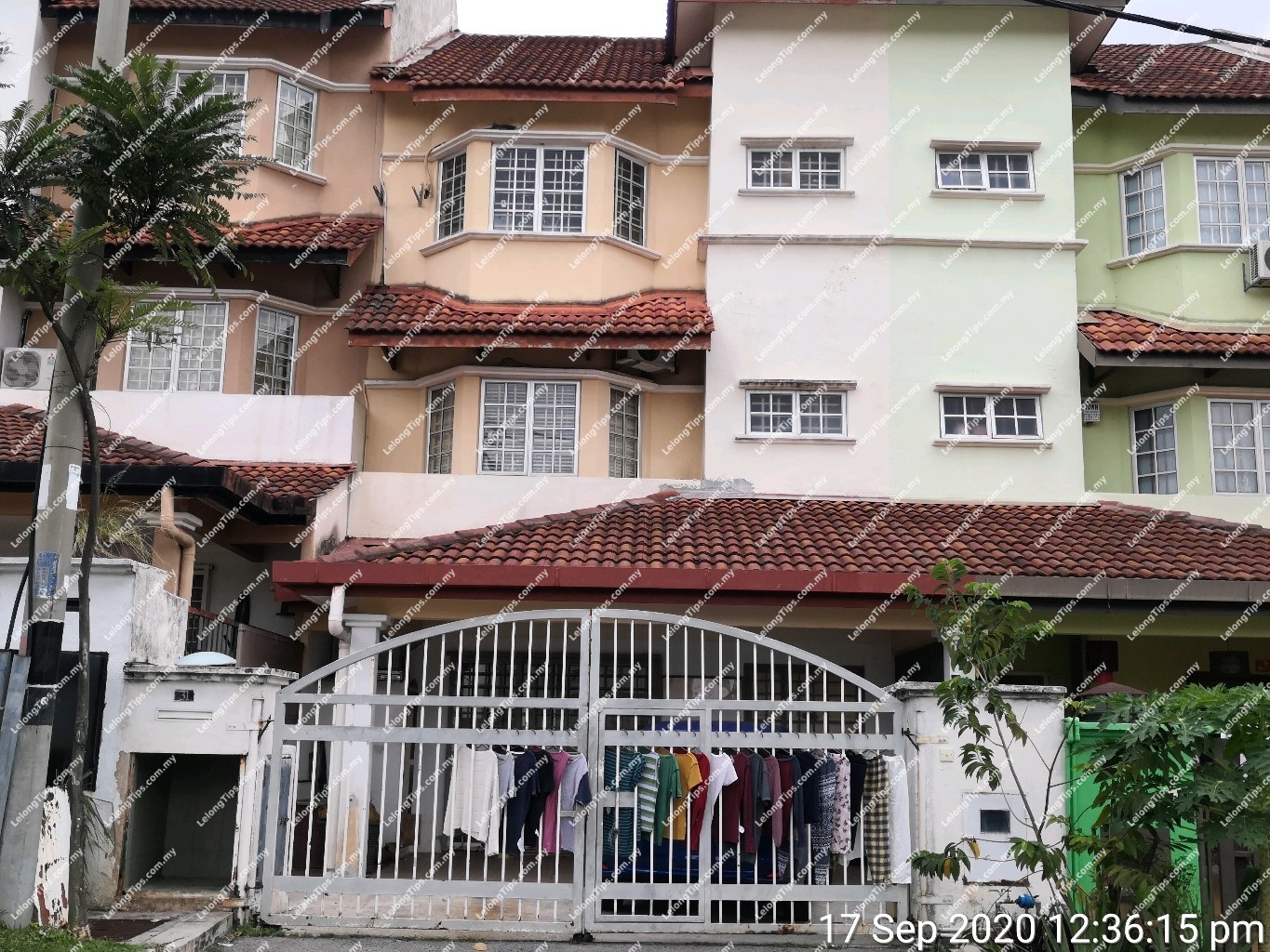 2.5 Storey Terrace House