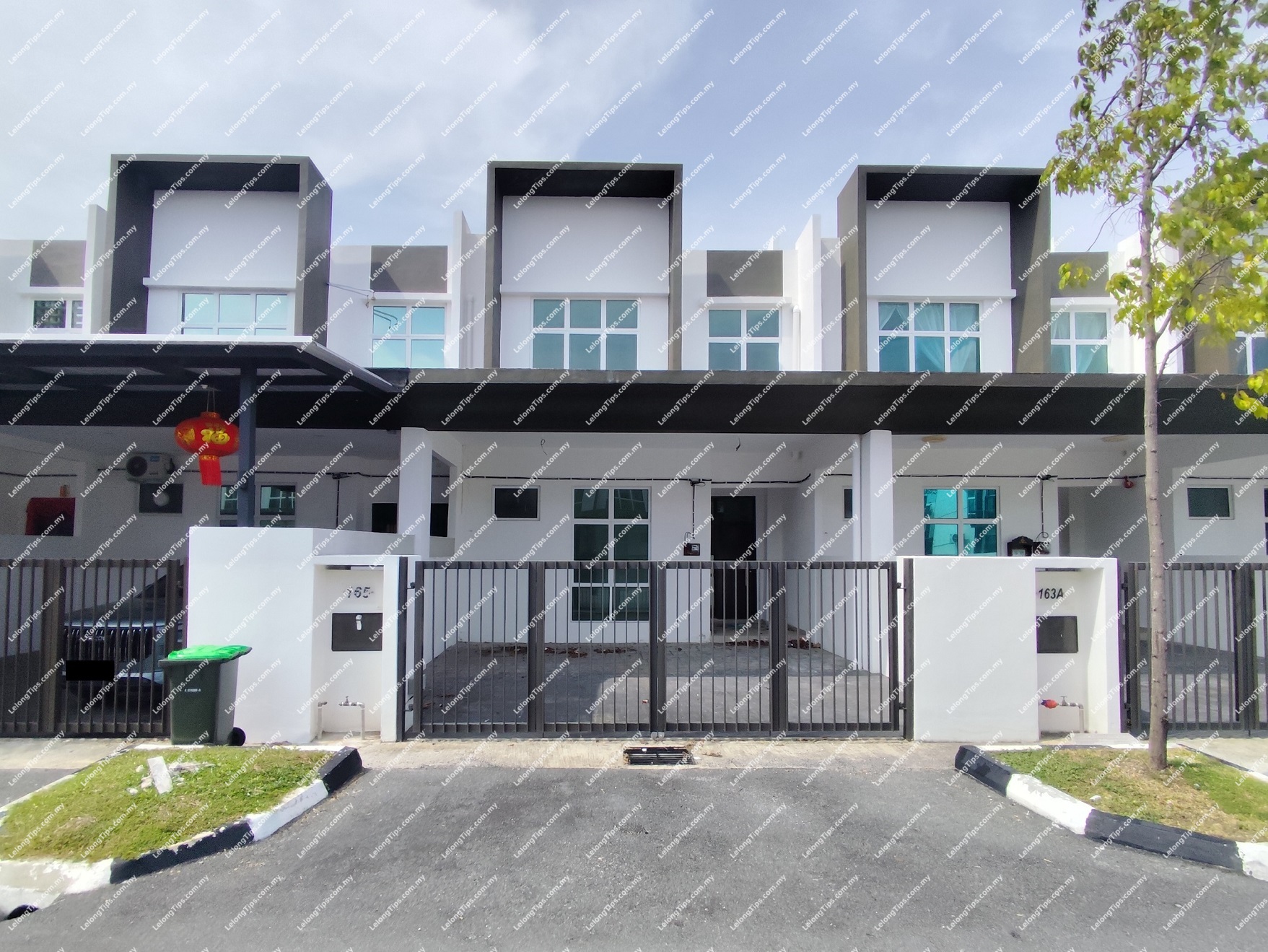 [ Beside to main road - Jalan Lunas & Penang-Kedah border ] 2 Storey Terrace House [Well connected to Butterworth, Tasek Gelugor & Bukit Mertajam ]