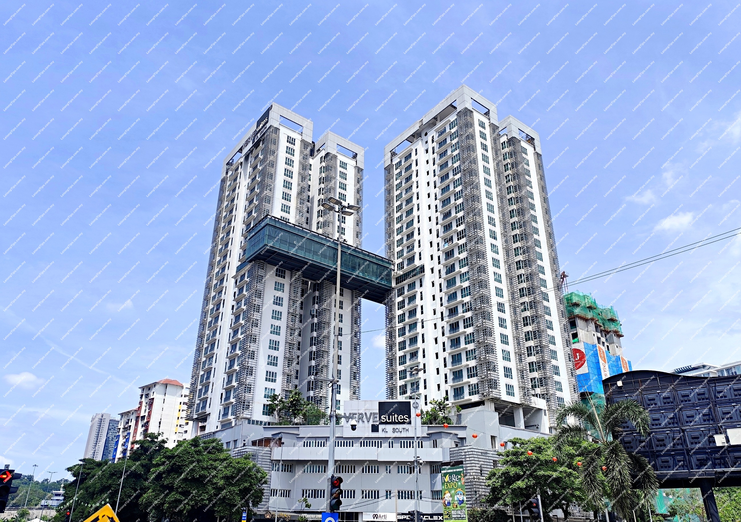 [Opposite Old Klang Road Market] Service Apartment [Walking distance to The Scott Garden]