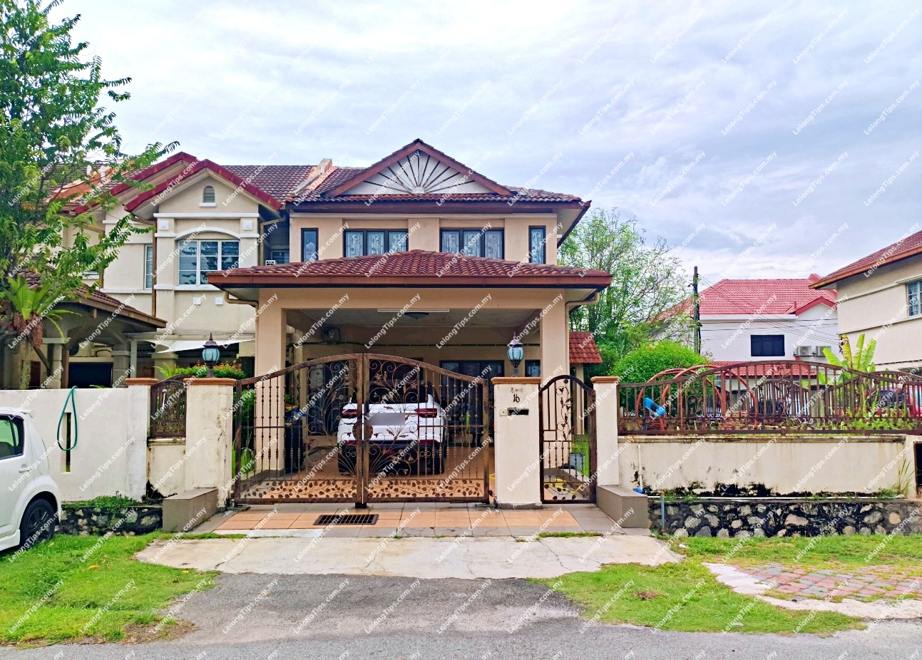 2 Storey Terrace House