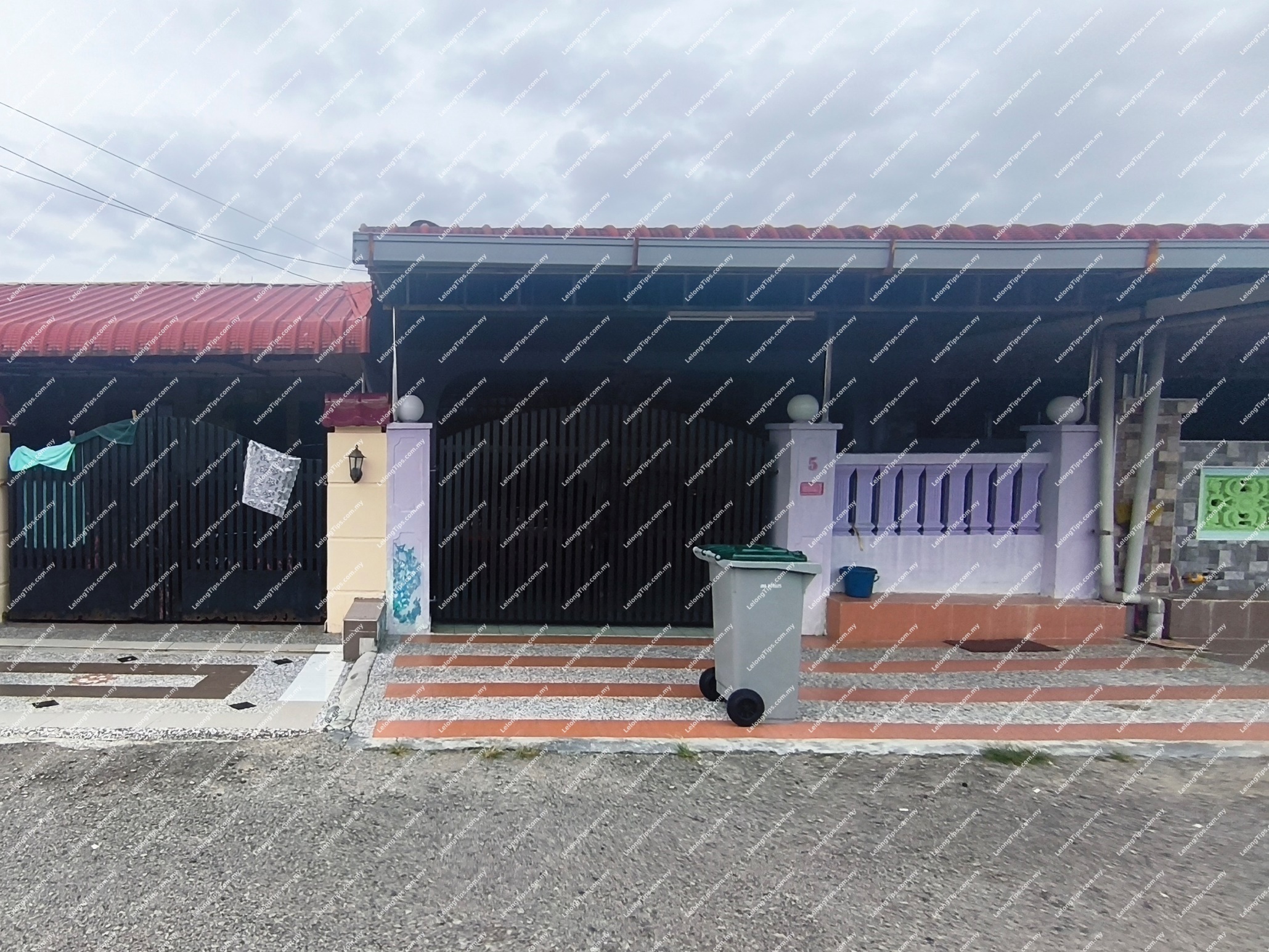 1 Storey Terrace House