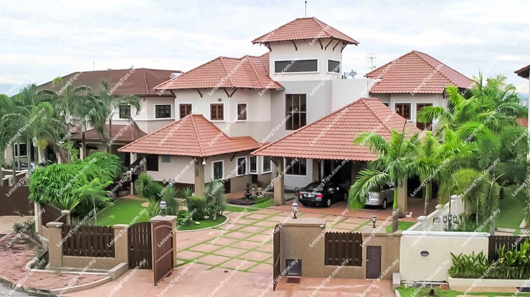 [6 min to Aeon Mall Shah Alam (Seksyen 13), 6 min to MSU Campus & Hospital Shah Alam] 2 Storey Detached House [11 min to UiTM Shah Alam]