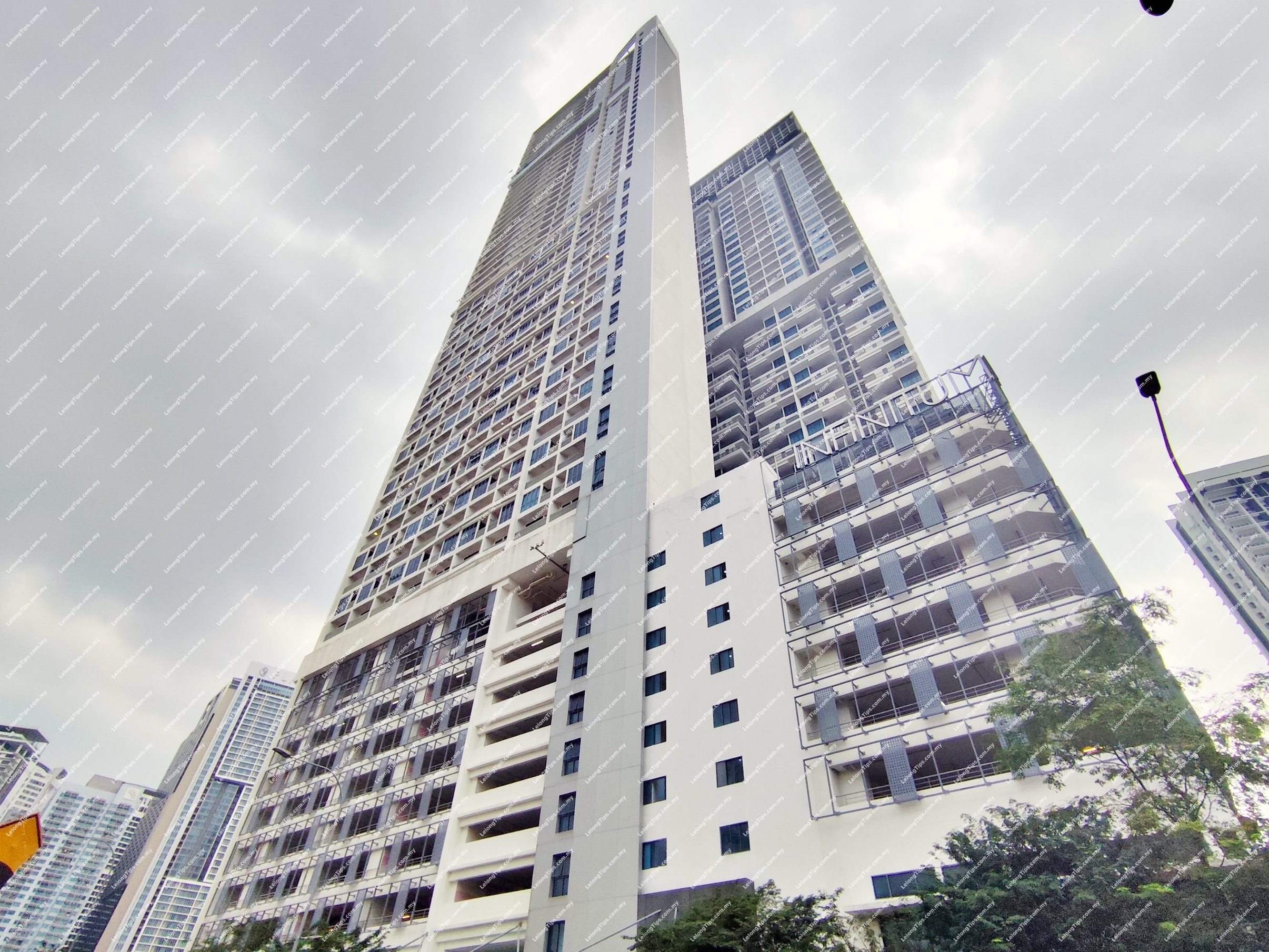 Duplex SOHO [6 min to Suria KLCC]