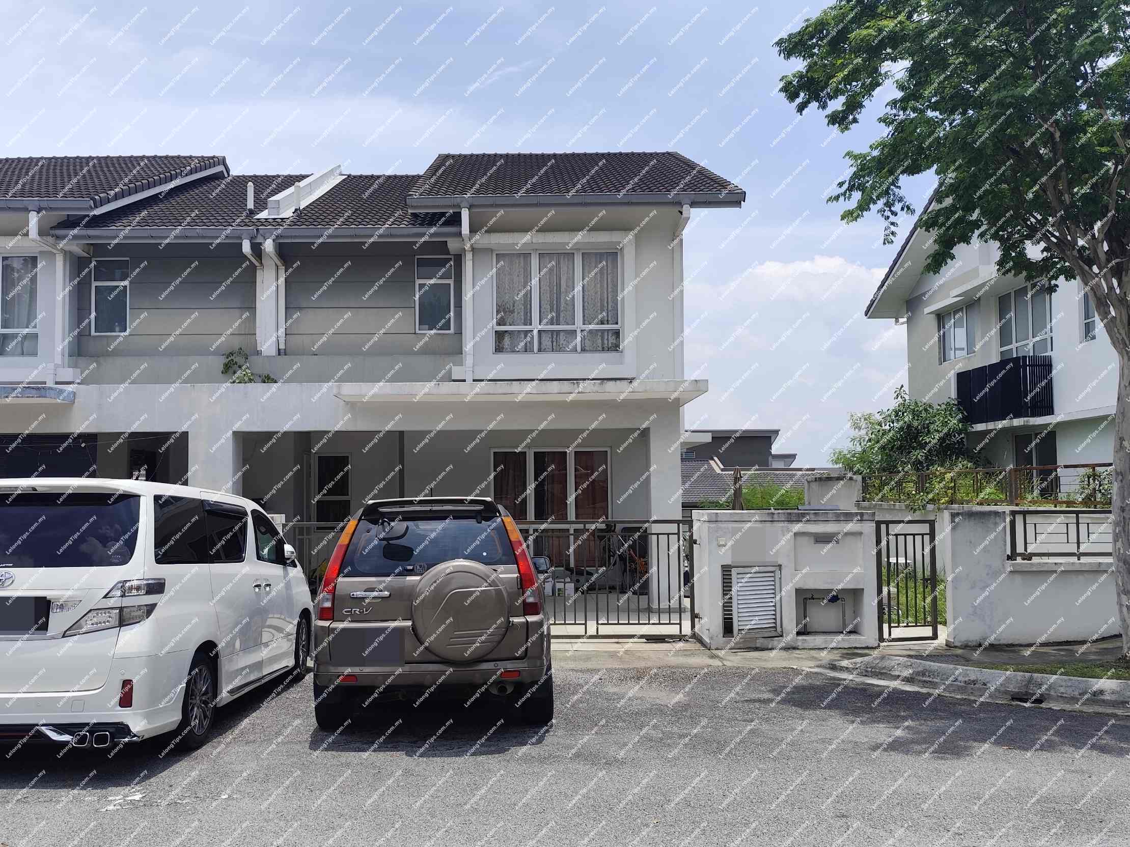 2.5 Storey Semi Detached House