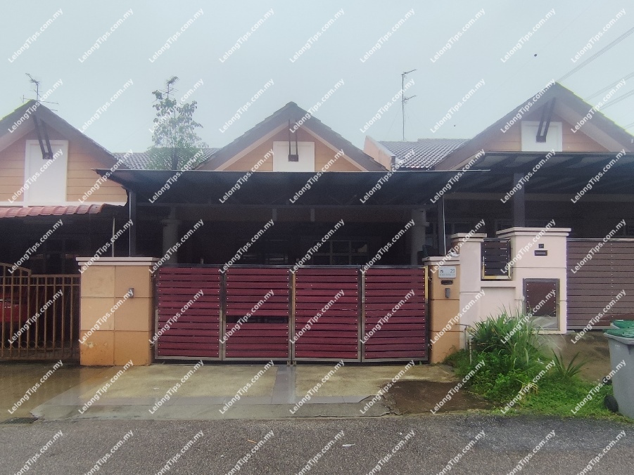 1.5 Storey Terrace Dwelling House