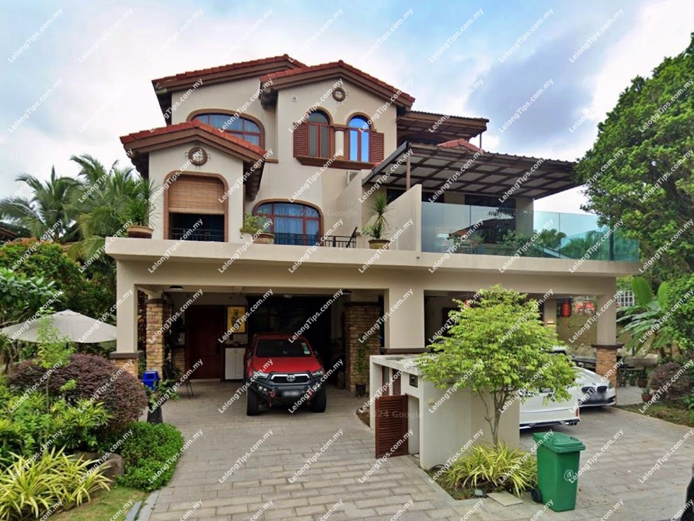 3 Storey Semi Detached House