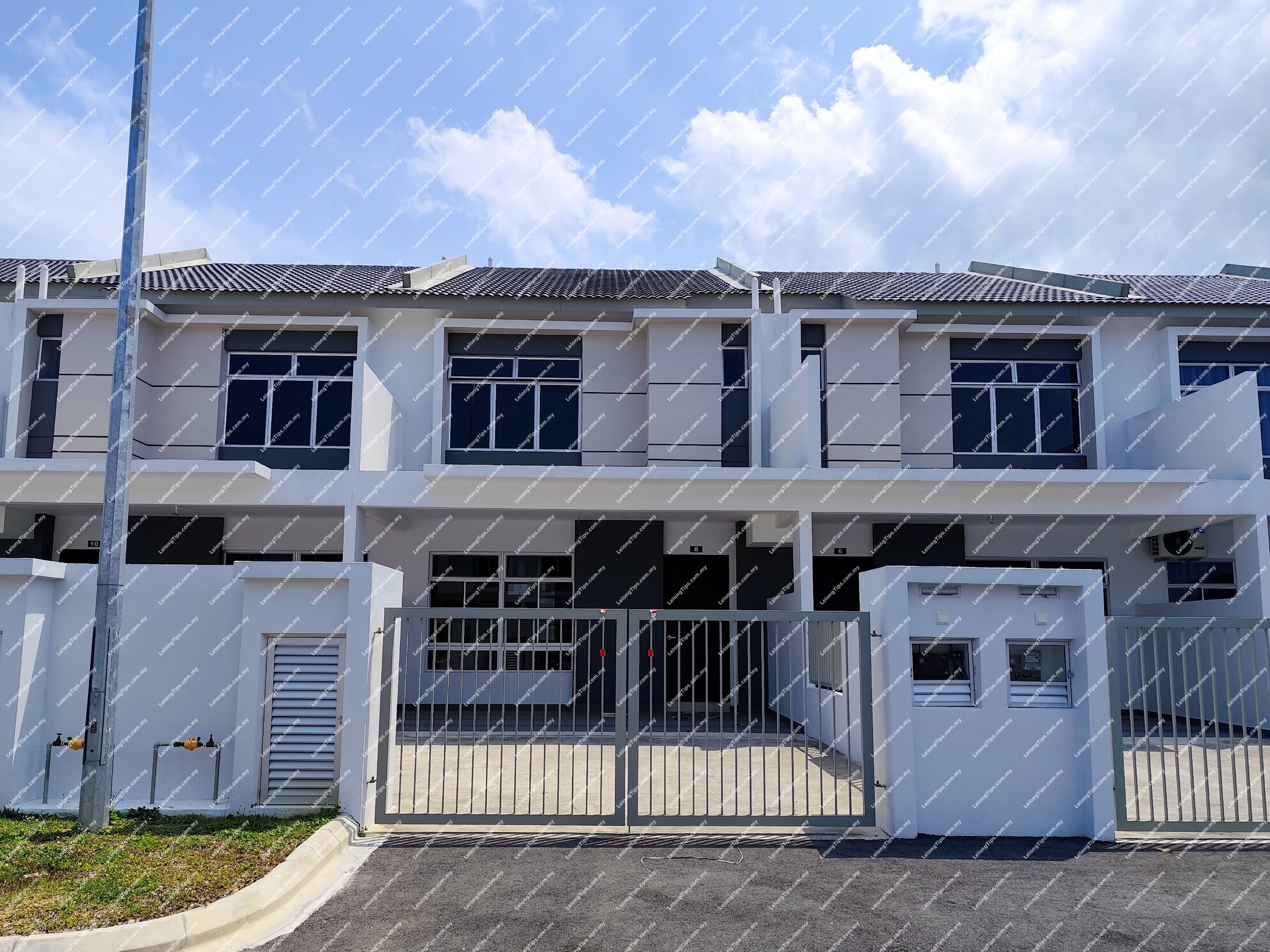 2 Storey Terrace House