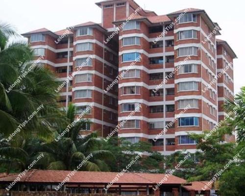 Green Acre Park Condominium