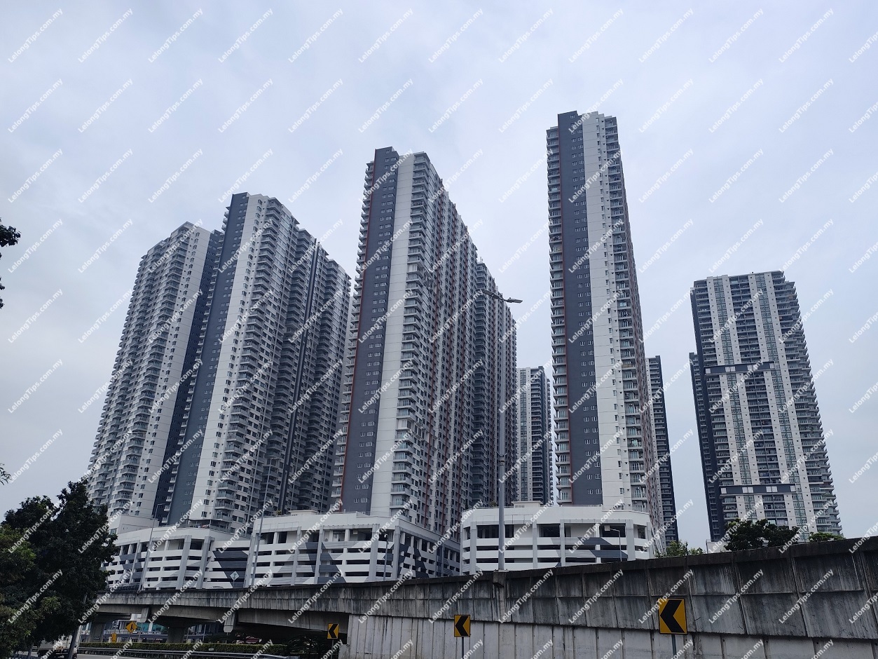 [Short drive to Sunway Velocity Mall & MyTOWN Shopping Centre ] Service Apartment [Close to Universiti Malaya & Menara Kuala Lumpur]