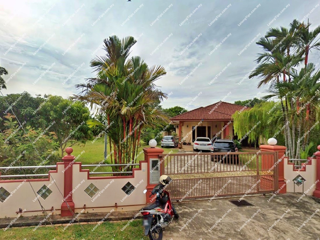 1 Storey Semi Detached House