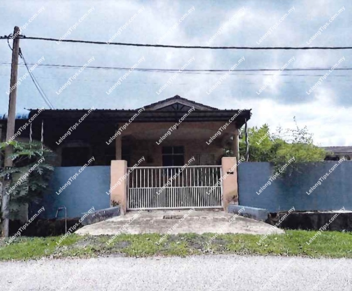 1 Storey Semi Detached House